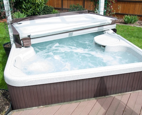 Quel budget pour un abri pour jacuzzi ?